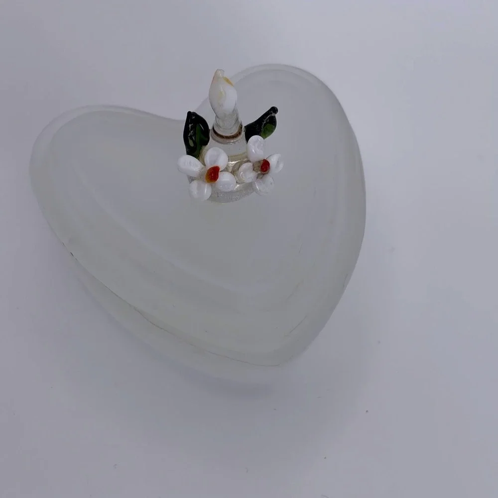 Vintage Frosted Glass Heart Trinket Box Hand Blown Lampwork Floral Lid White